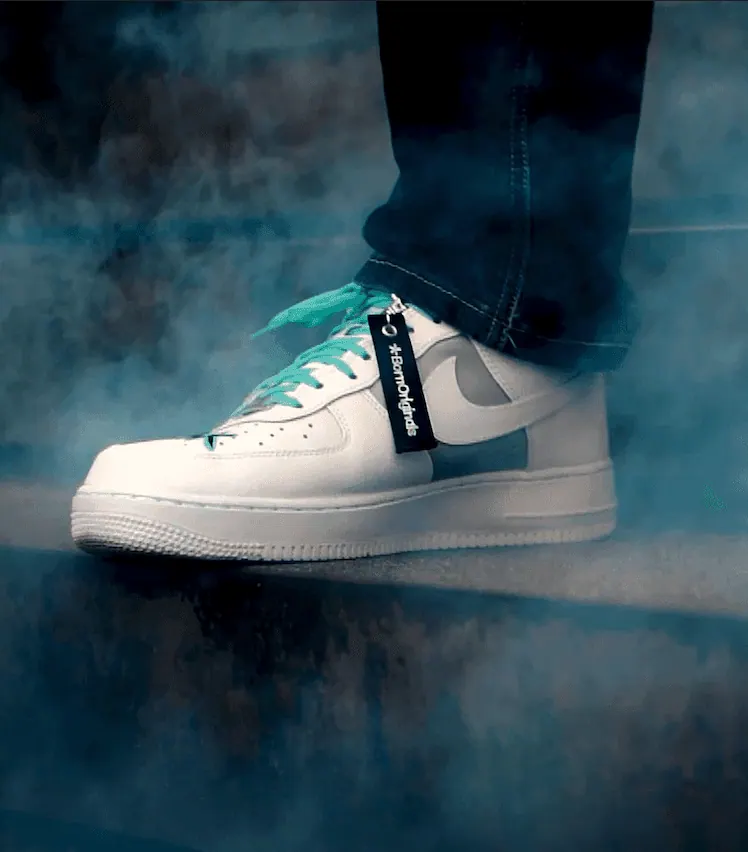 Sneaker aus dem Launch-Trailer für BORN ORIGINALS x Dr. Robin Kiera