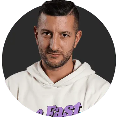 Darius Karampoor
